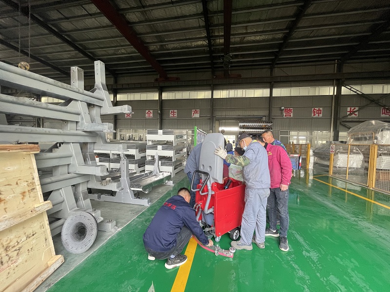 針對(duì)不同地面,怎么使用洗地機(jī)? 針對(duì)不同地面,怎么使用洗地機(jī)?