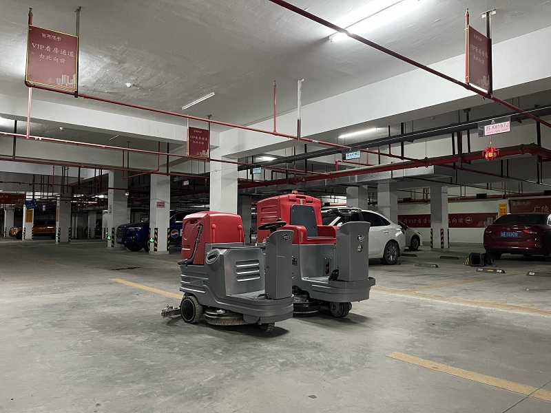 工業(yè)園區(qū)常用洗地機類型 工業(yè)園區(qū)常用洗地機類型